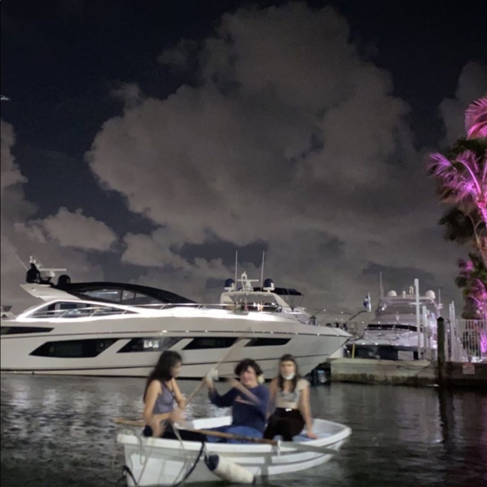 Meet your Posher, Alex